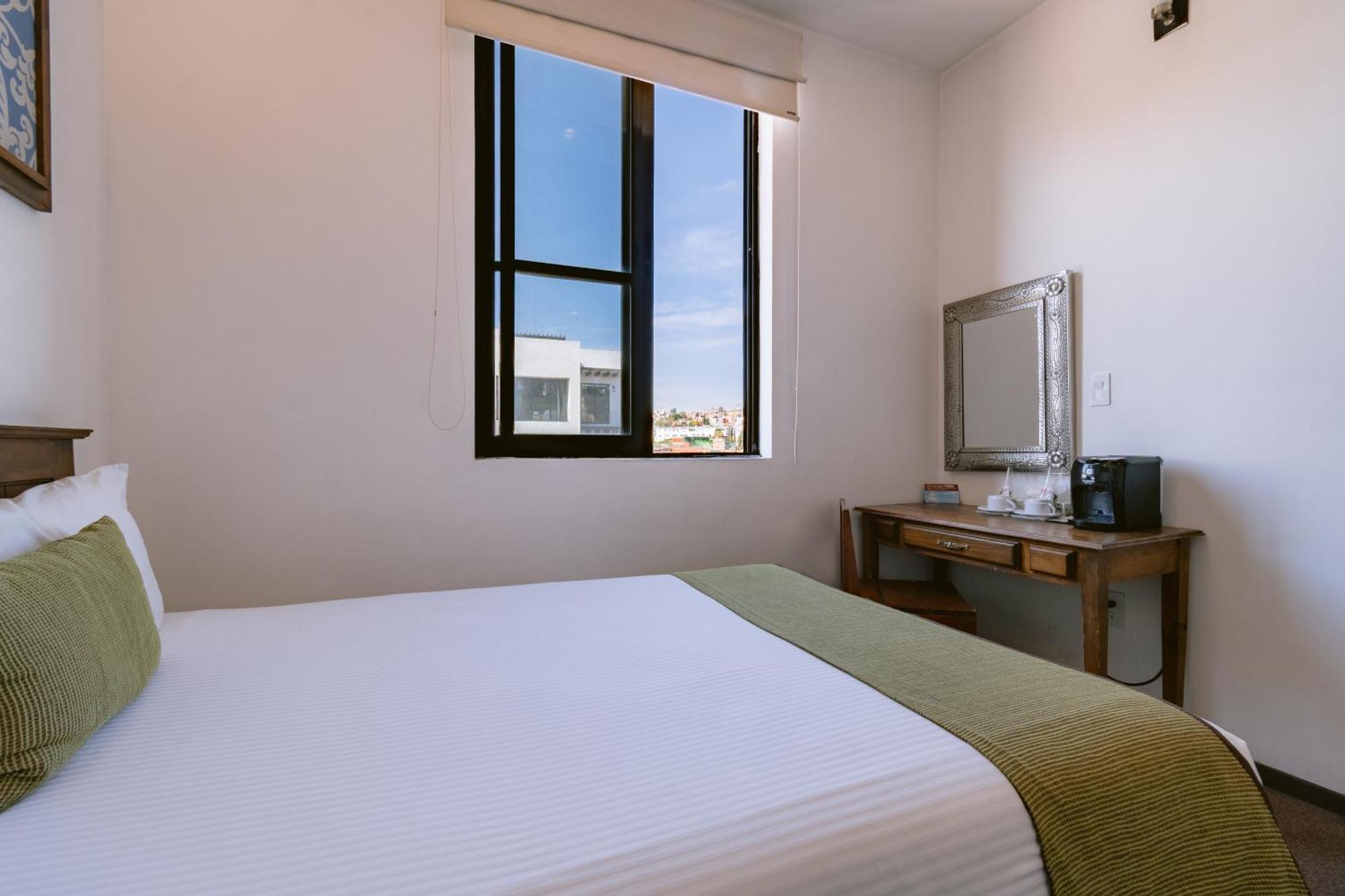 La Estacion Hotel